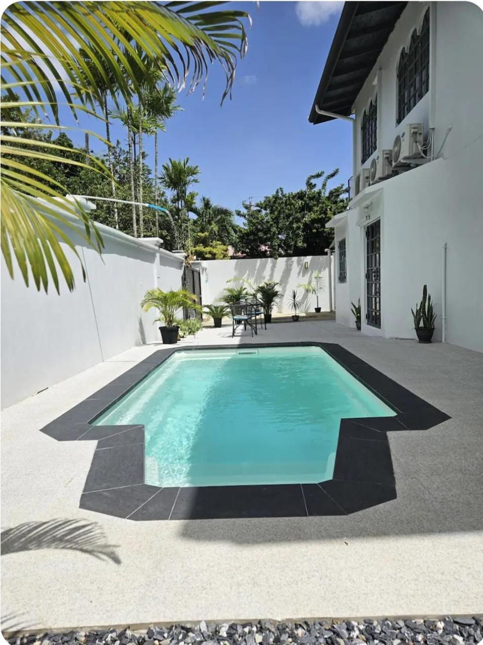 Riverside Poolside Apartment San Juan Chambre photo