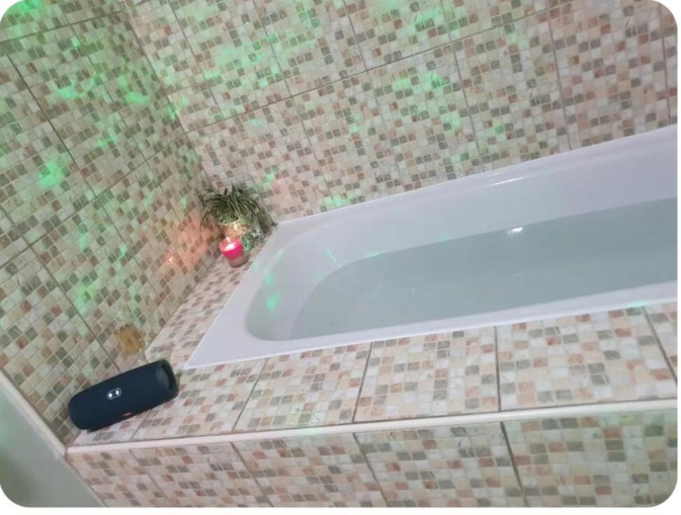 Riverside Poolside Apartment San Juan Chambre photo
